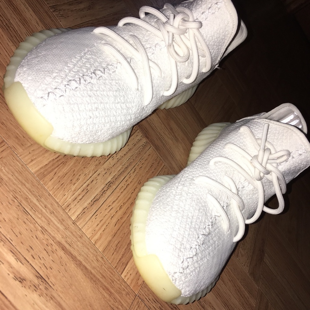 Yeezy 350 V2 (size 10)