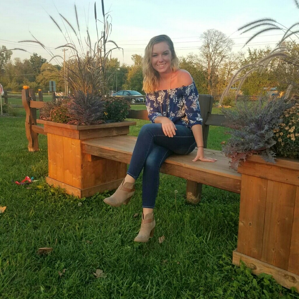 Blue flower shirt