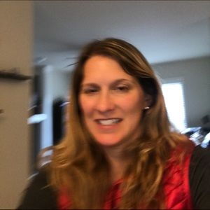 Meet your Posher, Carisa