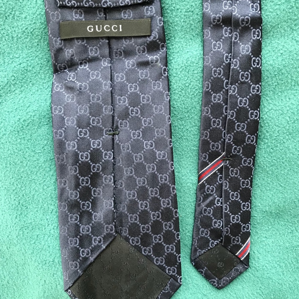 Gucci tie - Picture 3 of 3