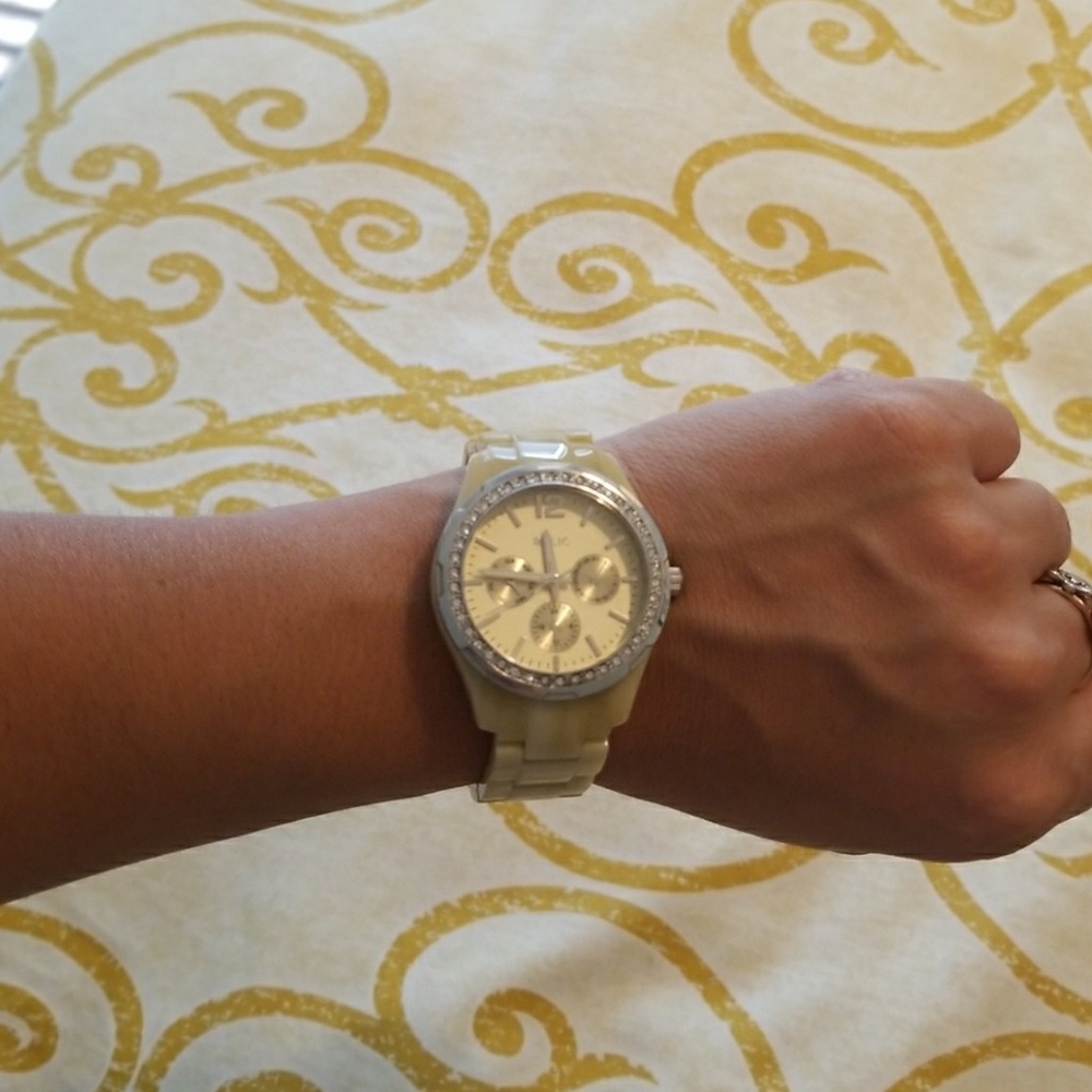 RELIC watch