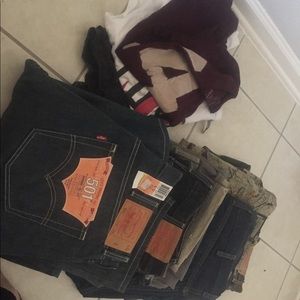 Levi’s size waist 40/34 & 40/32 3 American Eagle