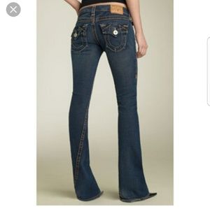 SALE True Religion boot cut jeans used - Size 28