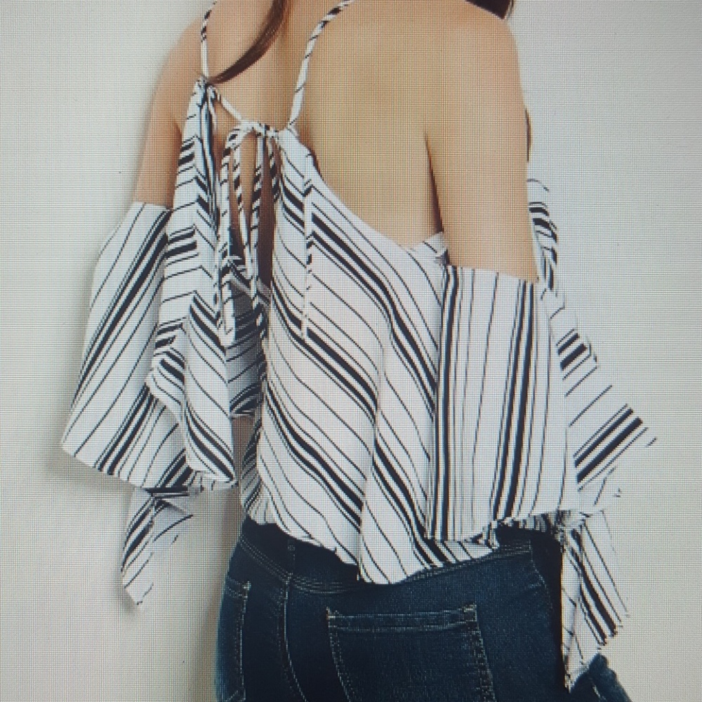 BLACK AND WHITE STRIPE TOP - Picture 2 of 2