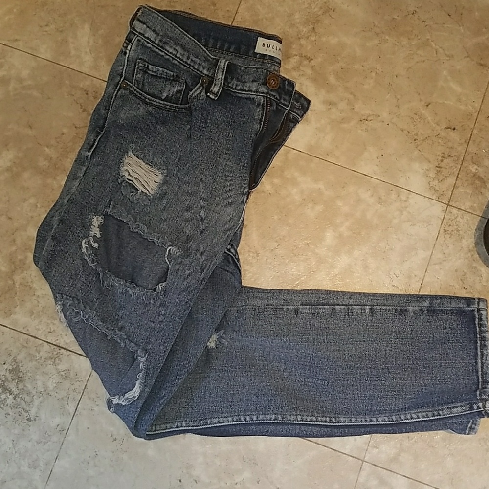 Bullhead boyfriend ripped skinny jeans used  S7