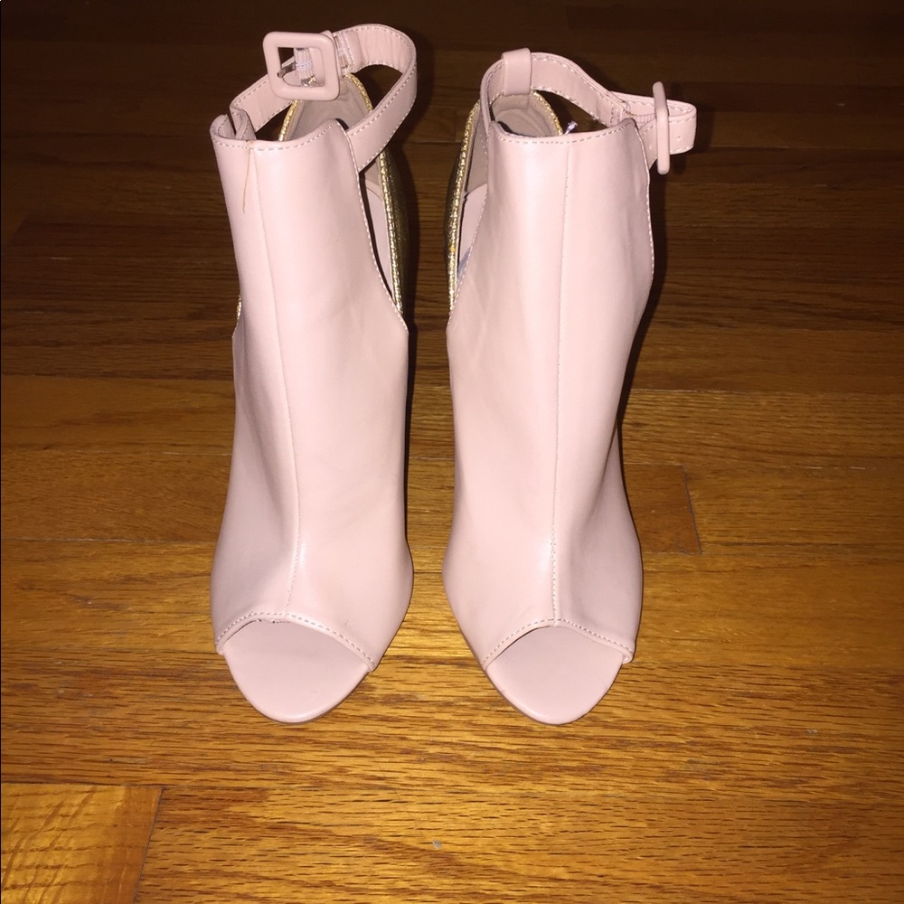 Open toe booties - Picture 3 of 3