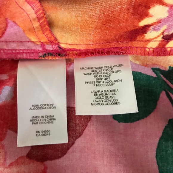 Jones New York Signature Tie Waist Blouse - Picture 7 of 7