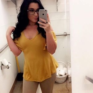 Meet your Posher, Jaimee