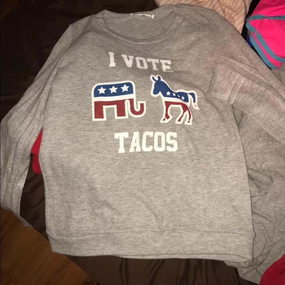Taco sweater