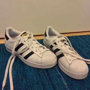 Adidas Superstar Sneakers