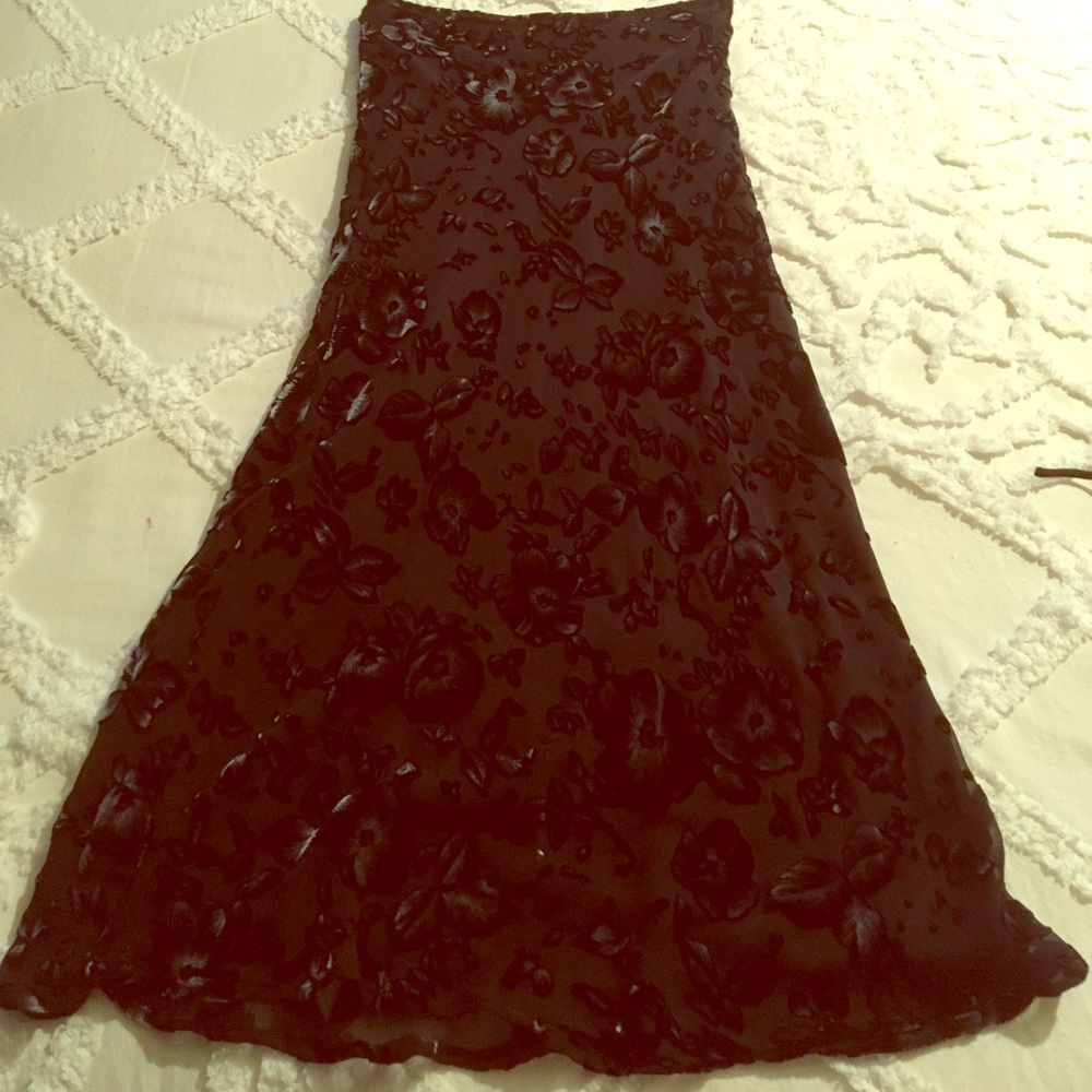 Black Floral Velvet Embossed Skirt