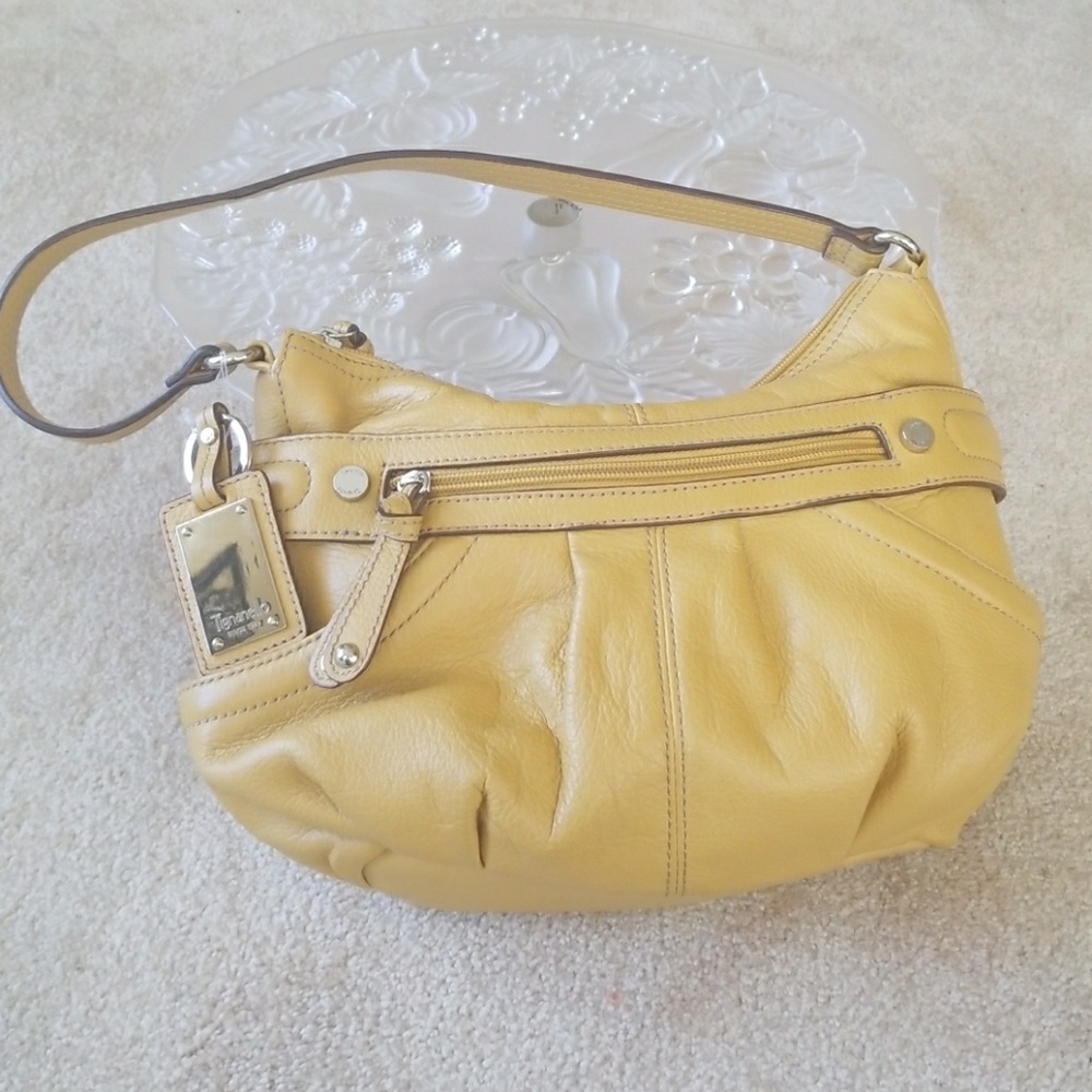 🔴SOLD Gold Tignanello Bag