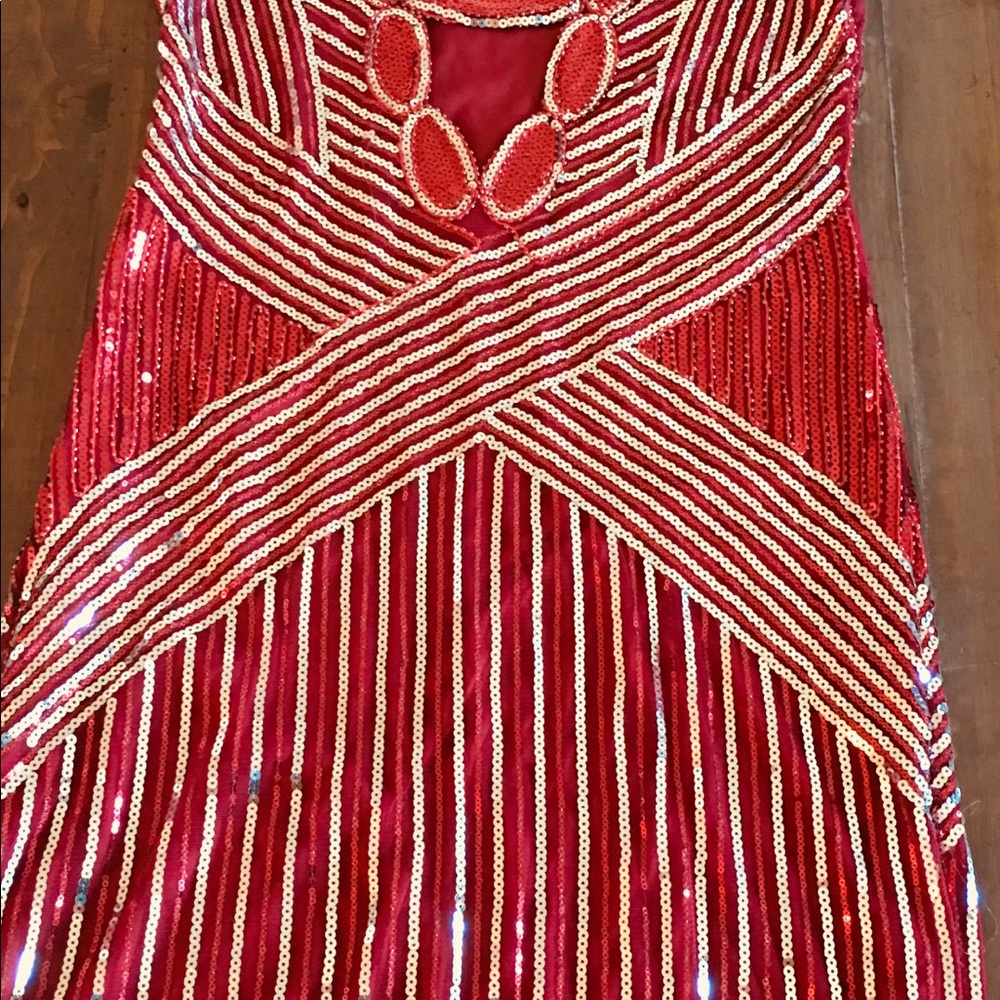 Dress - Picture 2 of 2