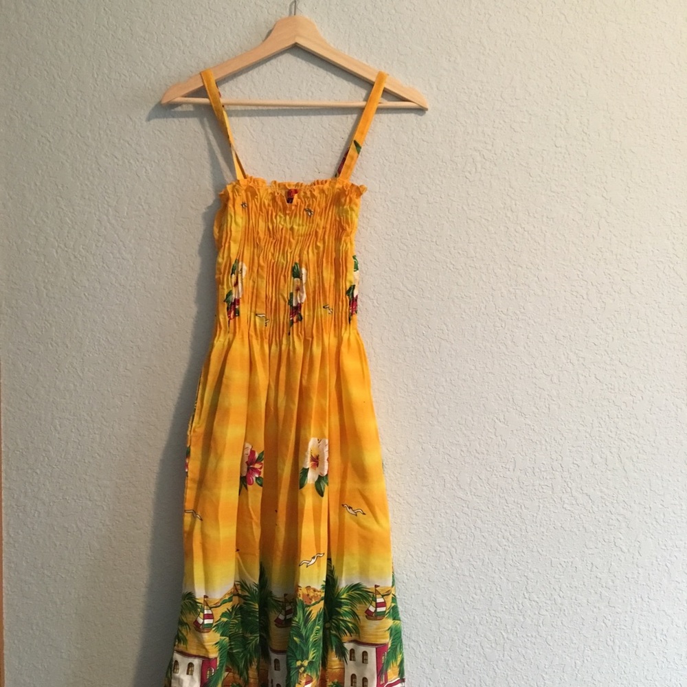 Vintage Hawaiian dress