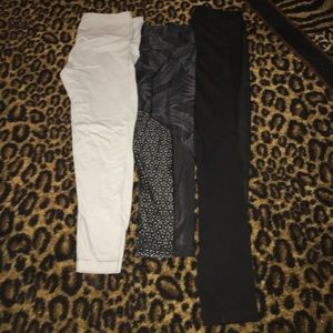 Lot of THREE pairs of leggings!!!