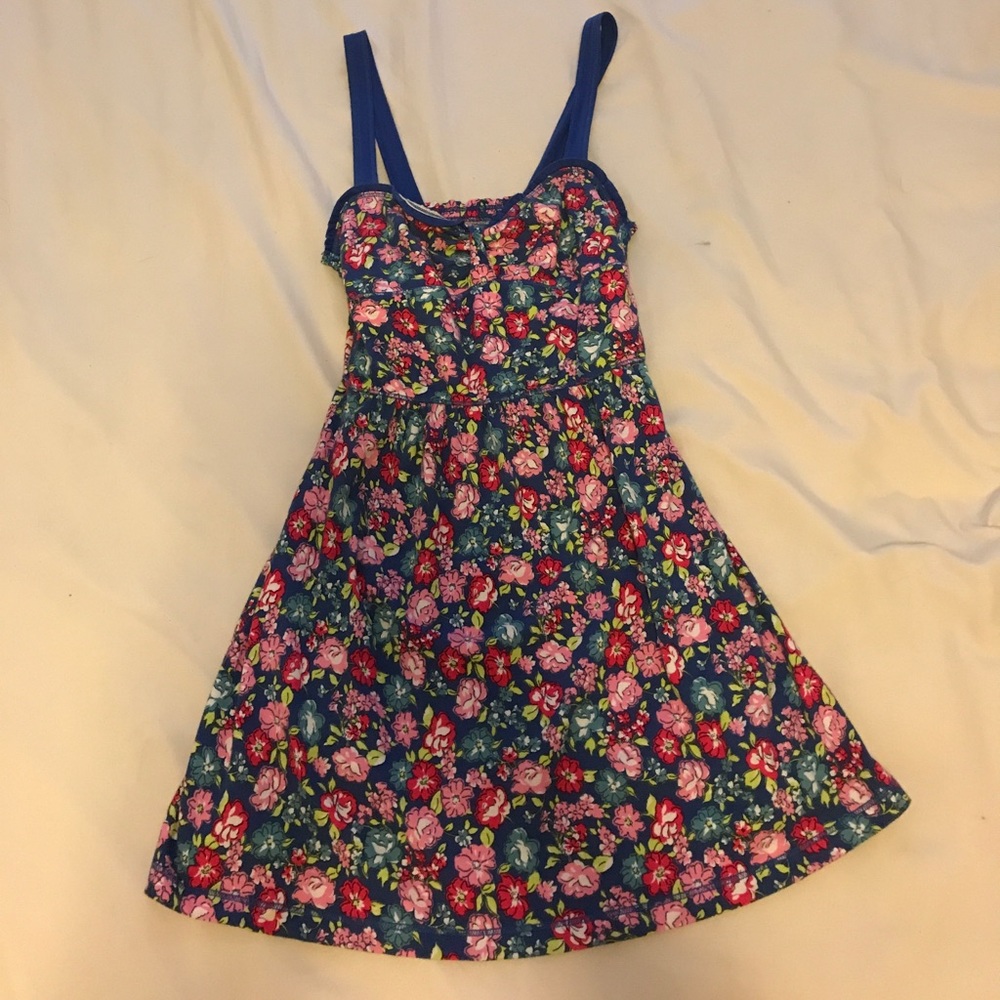💐Floral Hollister dress💐