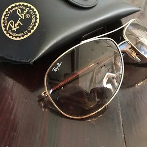 Ray-Ban Accessories - Ray Ban aviator sunglasses. Ray-Ban Accessories - Ray Ban aviator sunglasses.