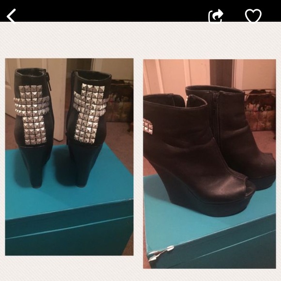 Shoes! - Picture 4 of 4