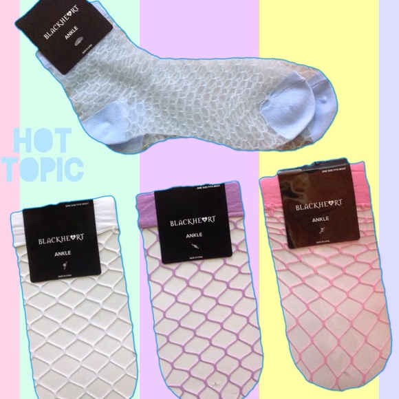 Hot Topic Accessories - 🆕Hot Topic Sheer & Fishnet Sock Bundle