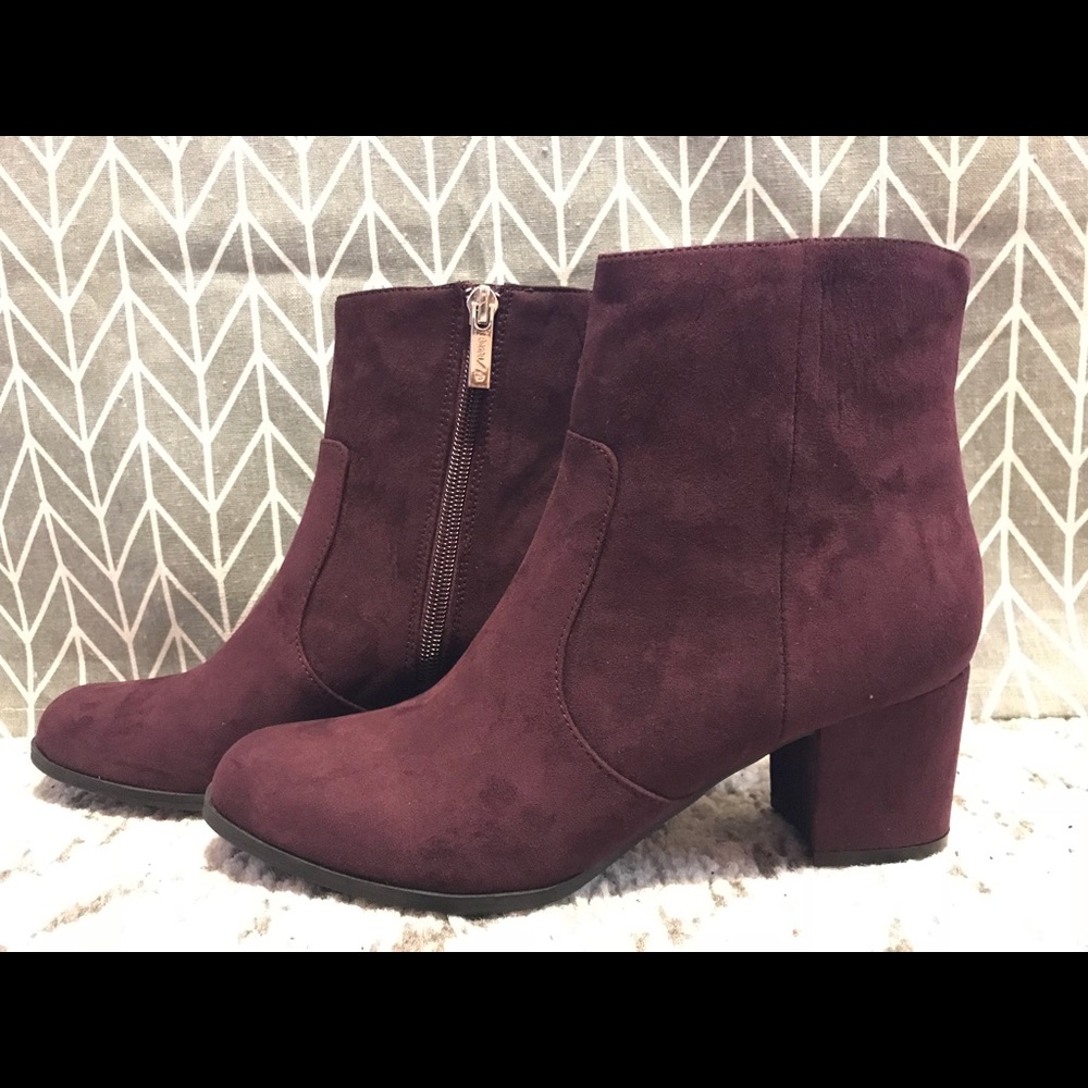 Unisa heeled boots size 7