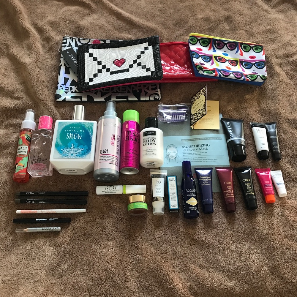 Bag and product bundle