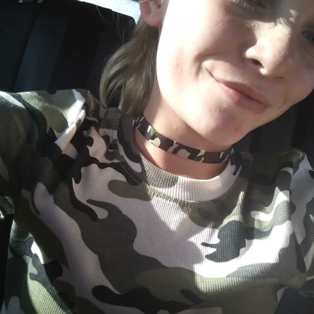 Meet your Posher, Lena