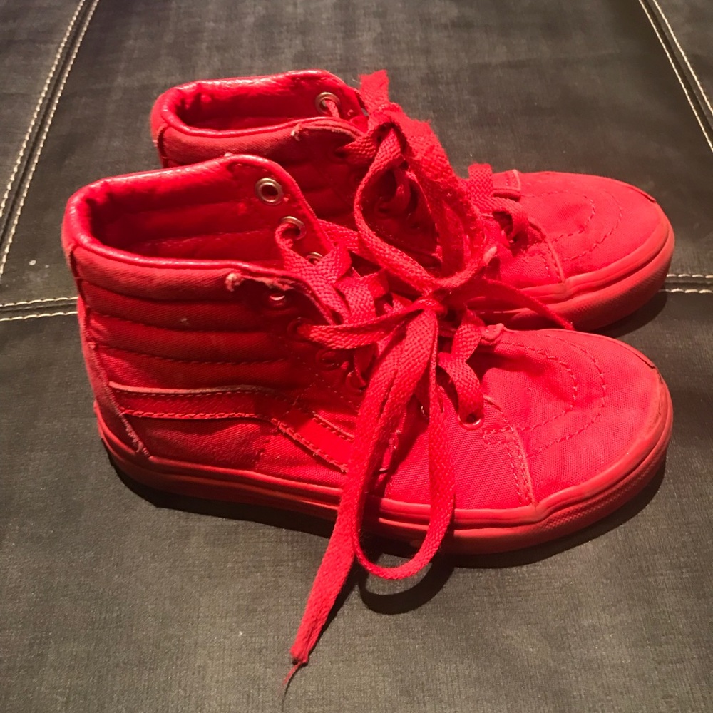 Play sneakers
