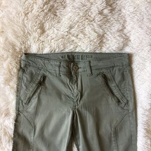 American Eagle Super Stretch Khaki Green Jeggings