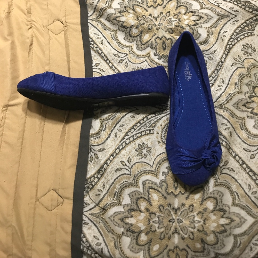 Ballet flats