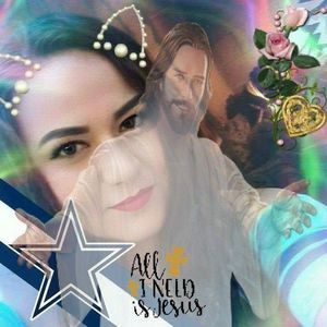 Meet your Posher, Deyanira