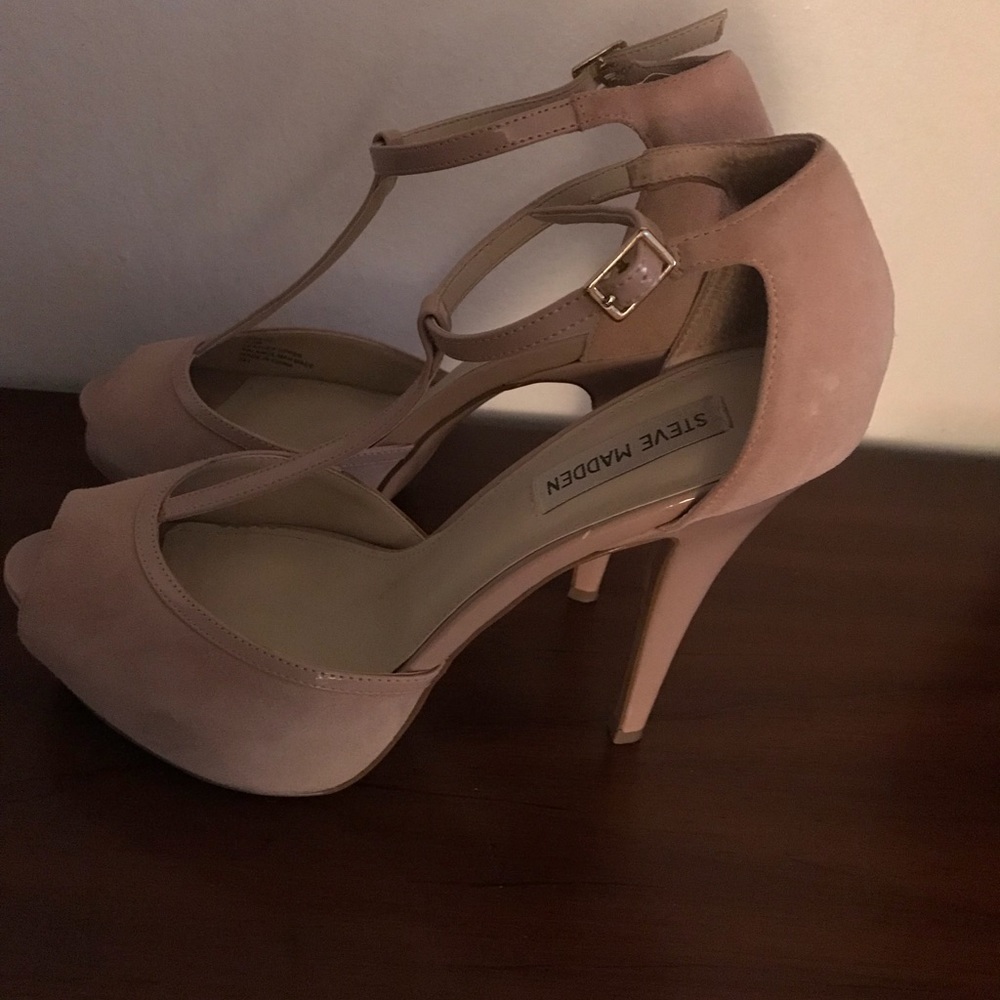 Steve Madden Hidden Platform Classy T-Strap Heels! - image 1
