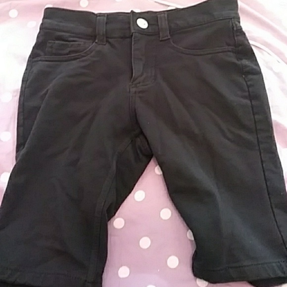 Black shorts - Picture 1 of 1