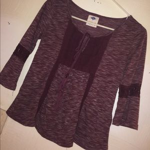 Long Sleeve Shoulder Shirt
