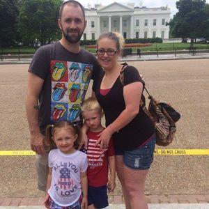 Meet your Posher, Kayla