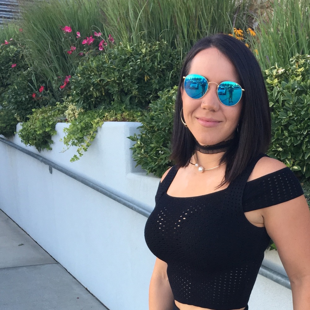 Meet your Posher, Courtney