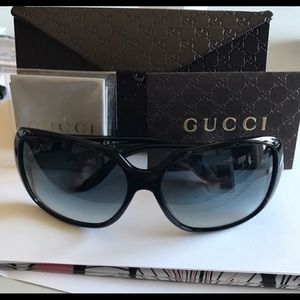 Gucci sunglasses