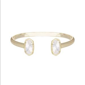 Kendra Scott Gold & Ivory bracelet!
