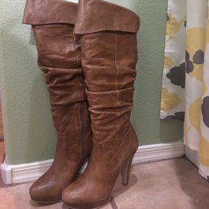 Women's dark tan tall boots