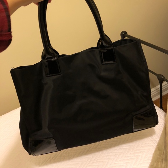 Tory Burch Ella Nylon Large Tote ✨ - Picture 4 of 6
