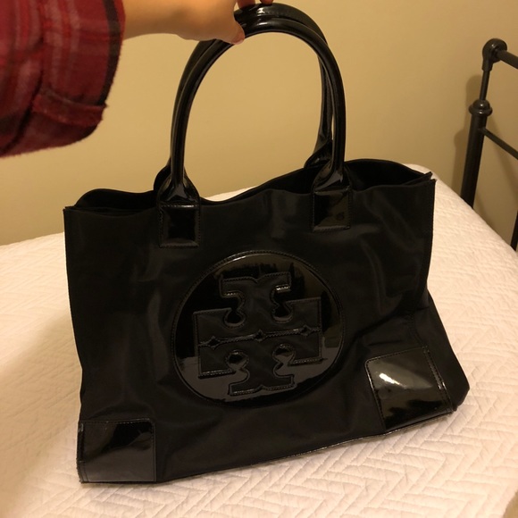 Tory Burch Ella Nylon Large Tote ✨ - Picture 5 of 6