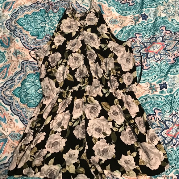 forever 21 romper - Picture 2 of 3