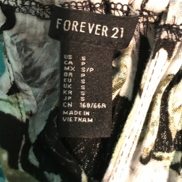 forever 21 romper - Picture 3 of 3