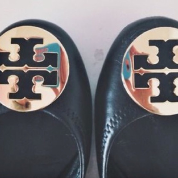 Tory Burch black ballerina flats gold logo! - Picture 2 of 4
