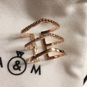 Astrid and Miyu mystic ring in rose gold