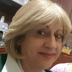 Meet your Posher, Cristina m.