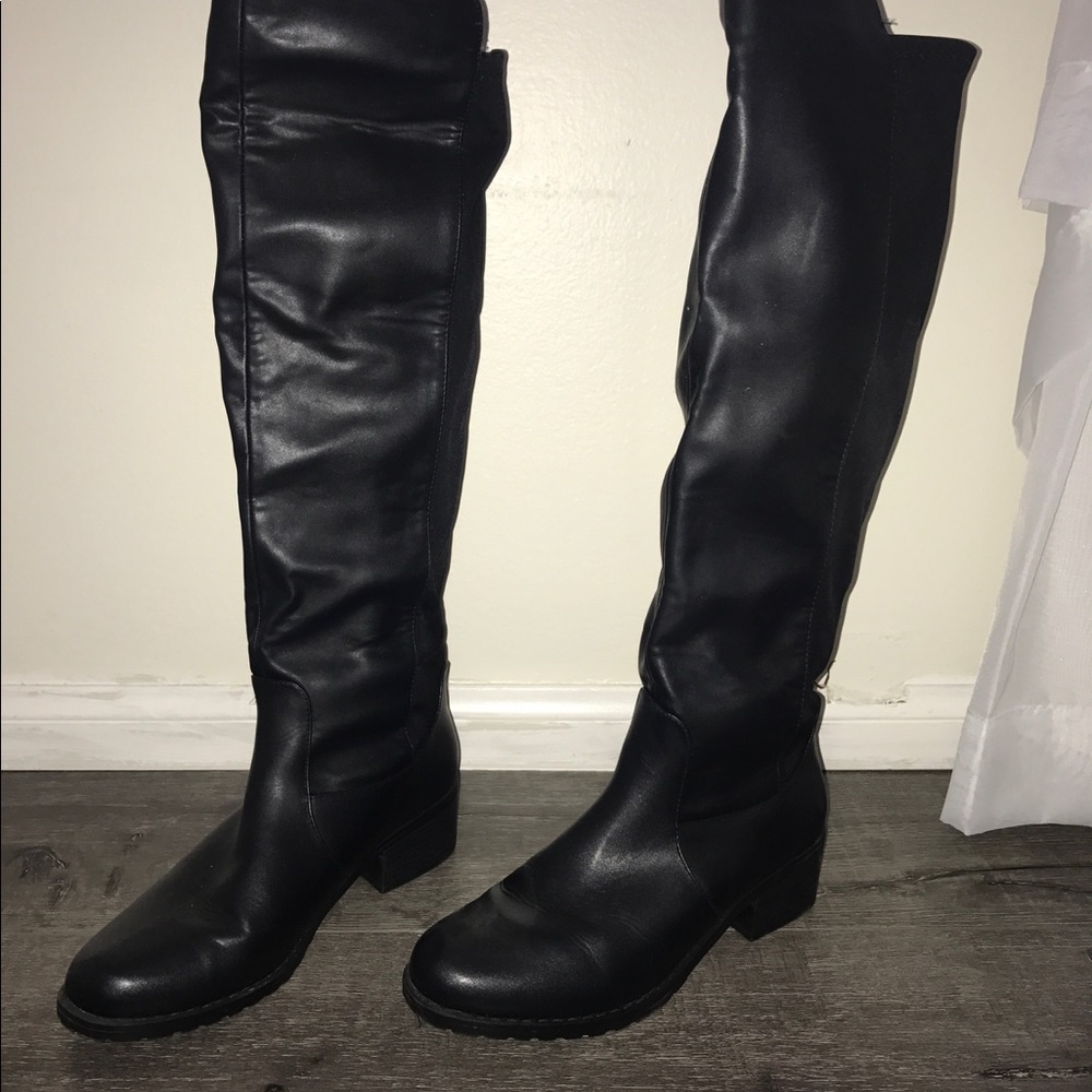 Knee high black boots!