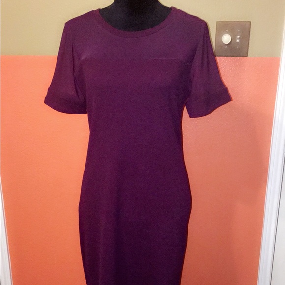 Burgundy Bodycon Dress - Picture 1 of 1