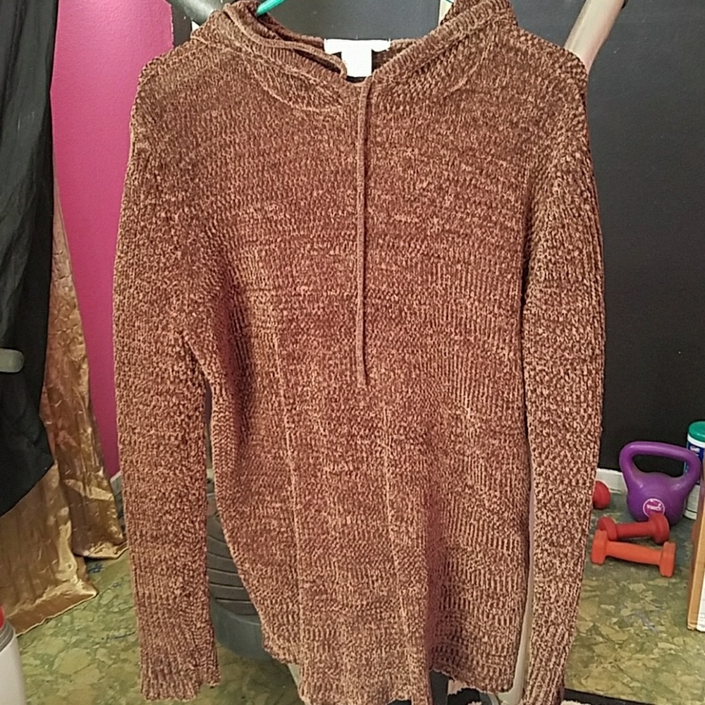 Dark brown thick hoodie sweater
