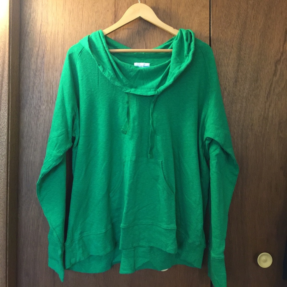 Pullover hoodie