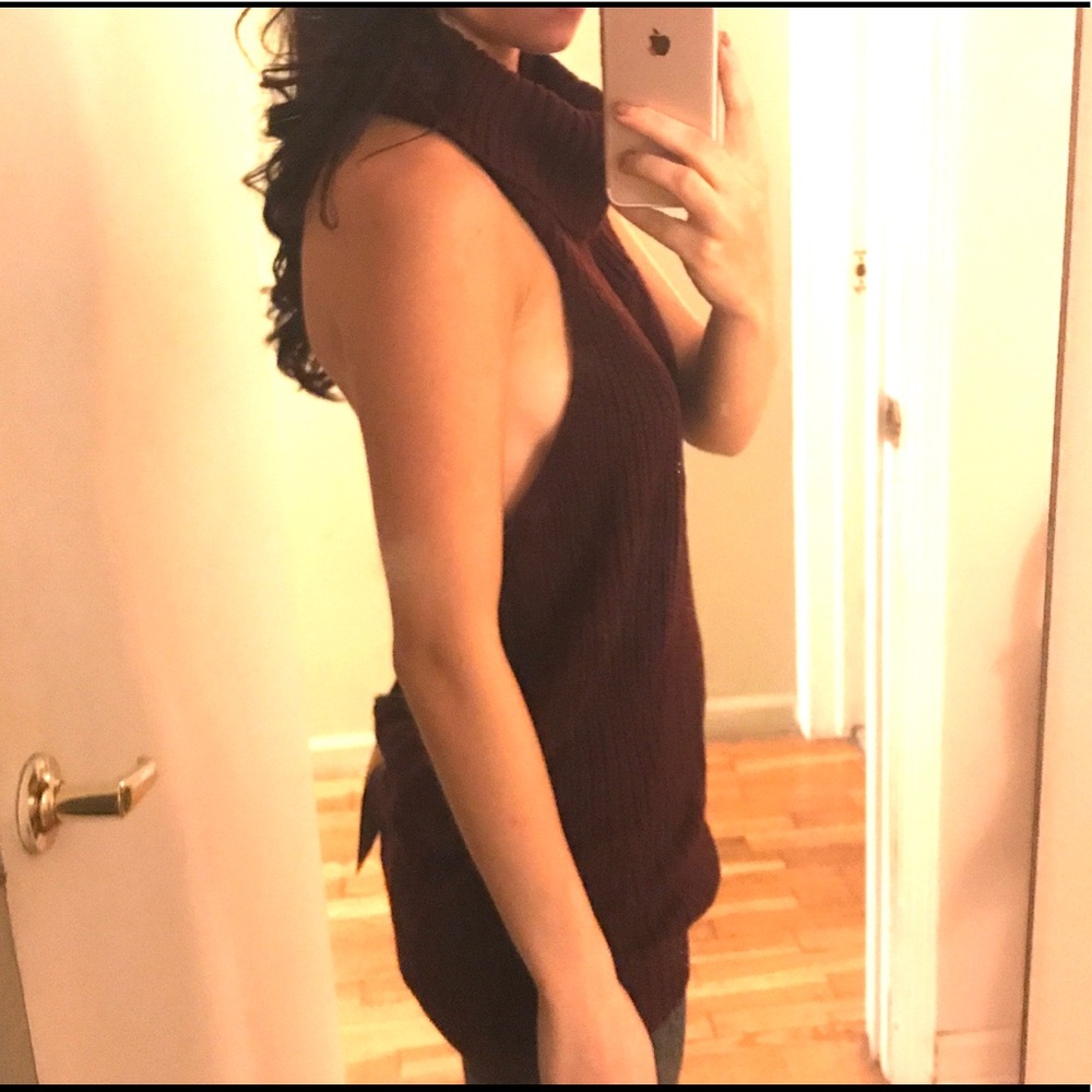 🆕 NWT Naked Wardrobe low back turtle neck top